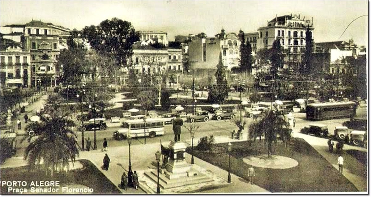 Praça da Alfândega início década de 1920.