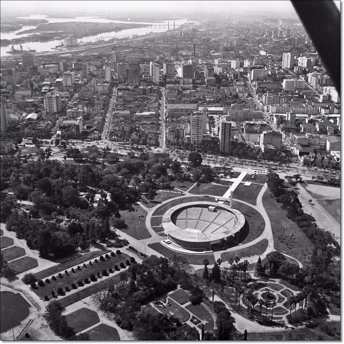 Auditório Araújo Vianna anos 1960.