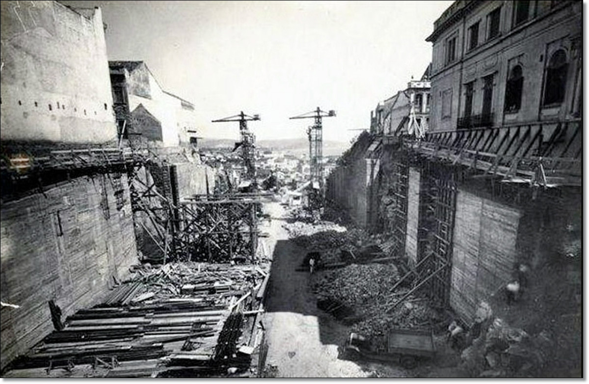 Construção viaduto Otávio Rocha 1930.