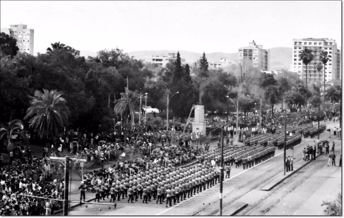 Desfile cívico 1967 av. João Pessoa