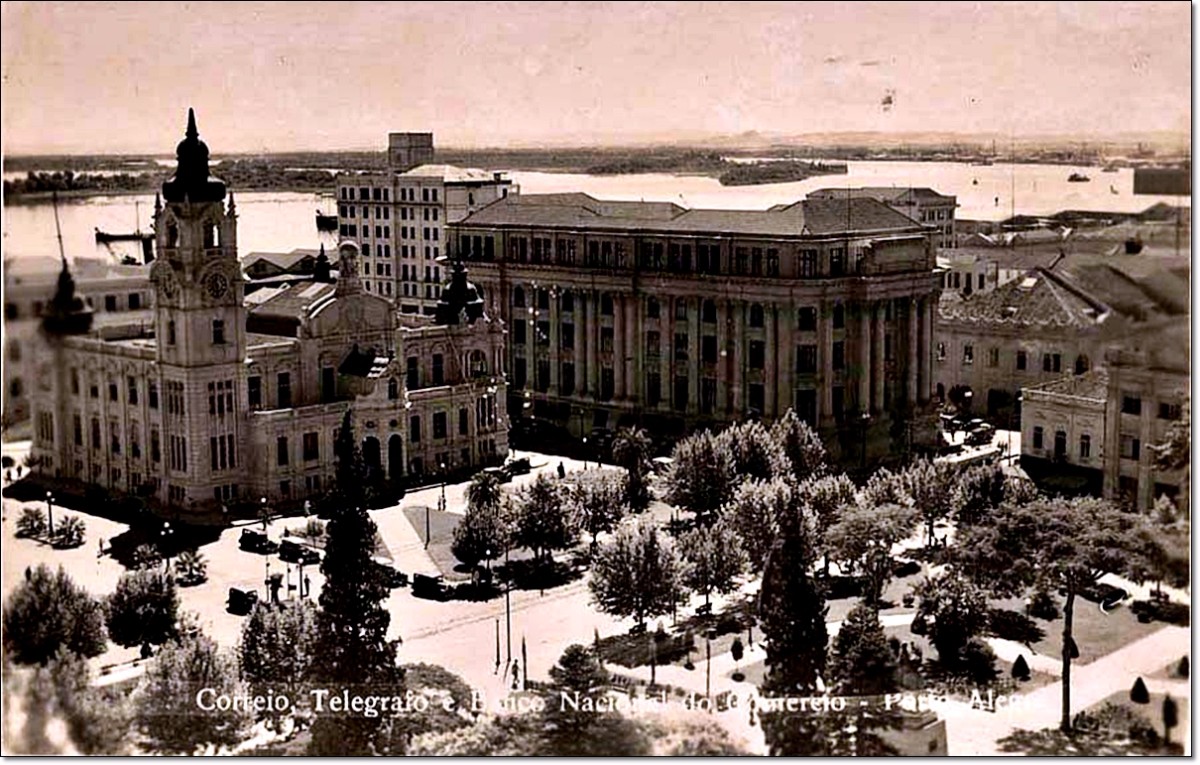 Praça da Alfandega década de 1930.