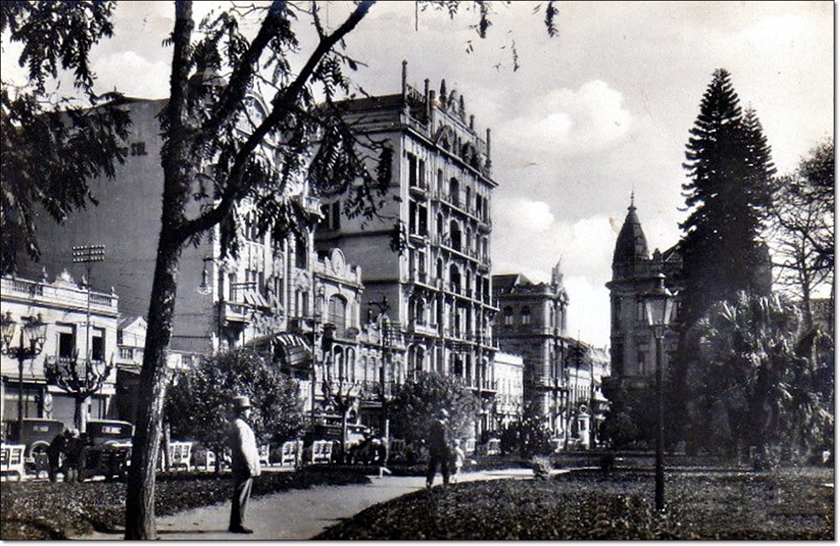 Praça da Alfandega déc. 20