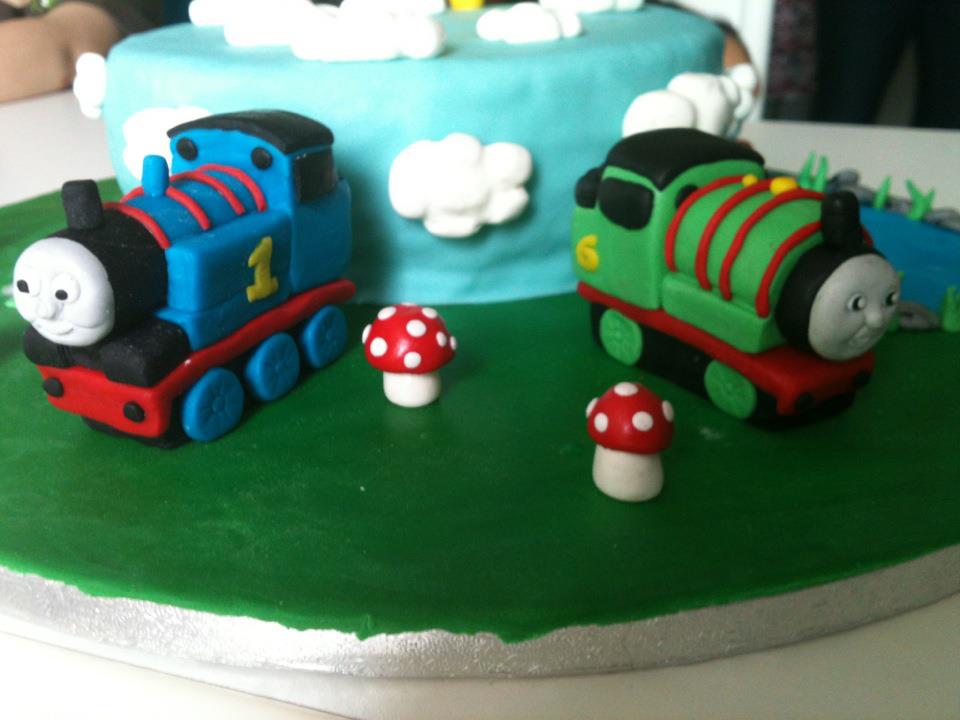 Thomas, Percy, Comboios