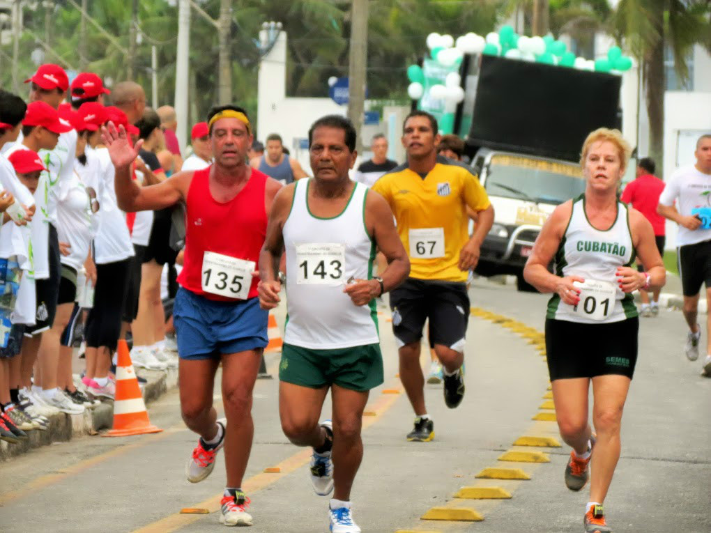 https://img.comunidades.net/cmc/cmccorredor/2013.5.5.circuito.depedestrianismodoguaruja.2_et.guaruja.sp.foto8.JPG