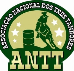 TRÊS TAMBORES