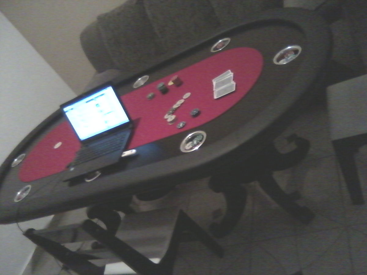 Foto da mesa utilizada nos encontros de Poker