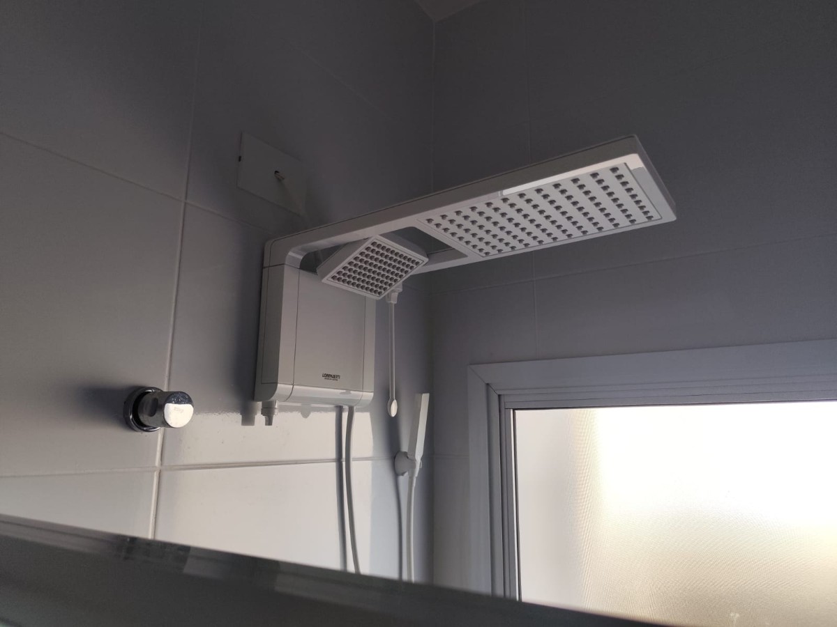 Chuveiro eletr&ocirc;nico instalado em apartamento em Sorocaba