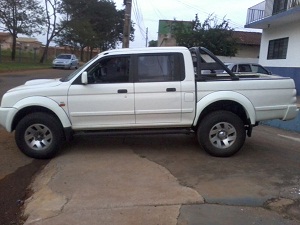 L200 2004 HPE COMPLETA