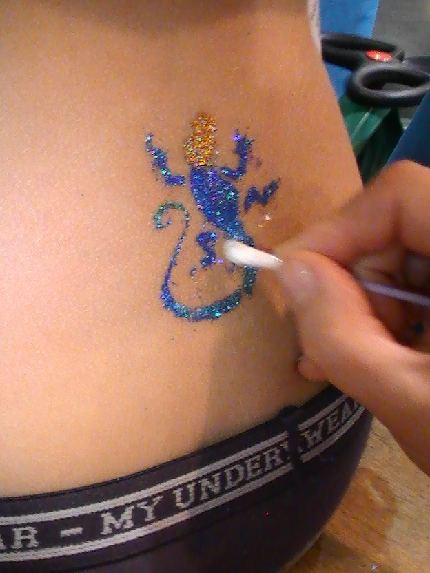 glitter tattoo3