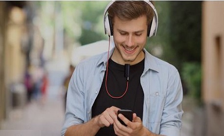 Conheça AirLink acessório que torna qualquer fone compatível com transmissão Bluetooth