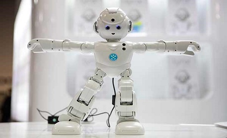 Conheça “Lynx” um robô com Alexa que toca música, dança vigia a casa e faz ligações