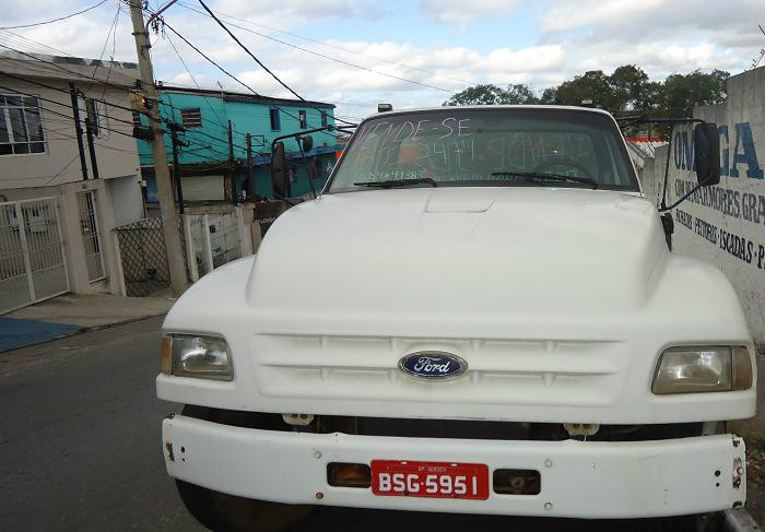 Caminhão Ford