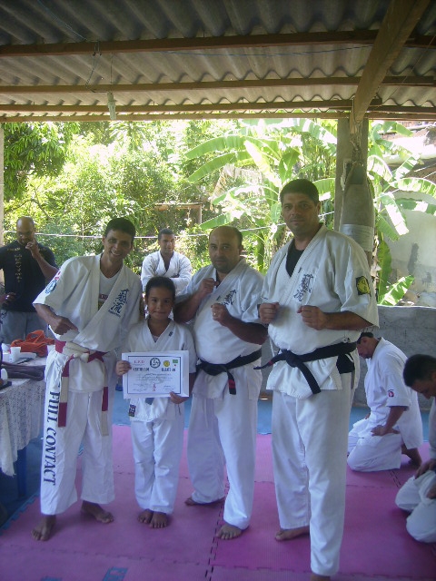 https://img.comunidades.net/lkb/lkbkarate/9.jpg