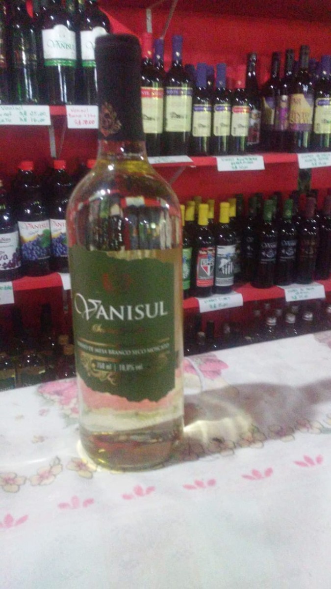 Vinho Branco Moscato Vanisul