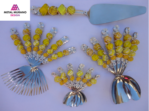 https://img.comunidades.net/met/metalmuranodesign/Conjunto_sobremesa_amarelo.png