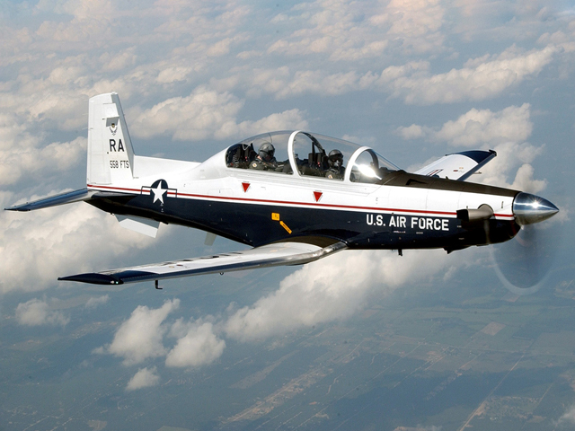 Beechcraft / Raytheon T-6 Texan II