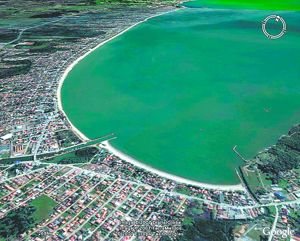 https://img.comunidades.net/nav/navnic/VISTA_DA_PRAIA_ALEGRE_PENHA_E_PRAIA_DE_BALNE_RIO_DE_PI_ARRAS....jpg