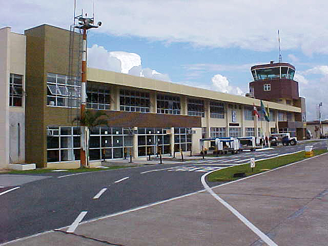 https://img.comunidades.net/nav/navnic/aeroporto_navegantes_Foto_INFRAERO.jpg