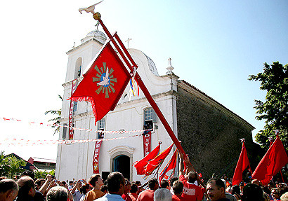 Erguida do mastro