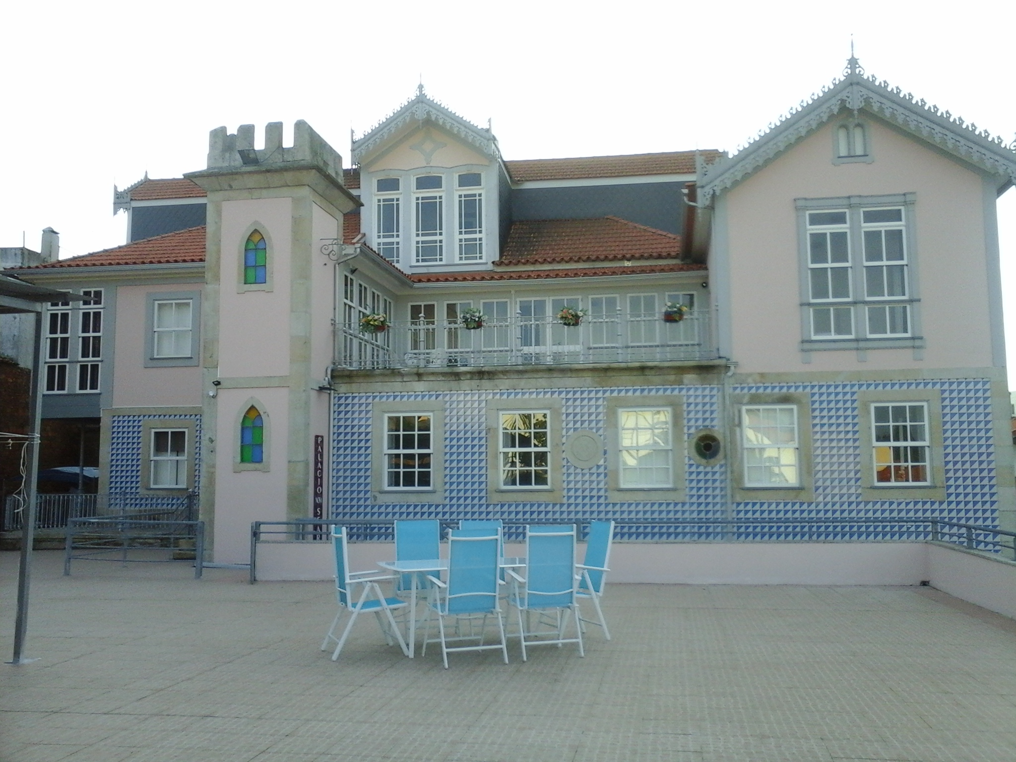 TERRAÇO NO 2º PISO