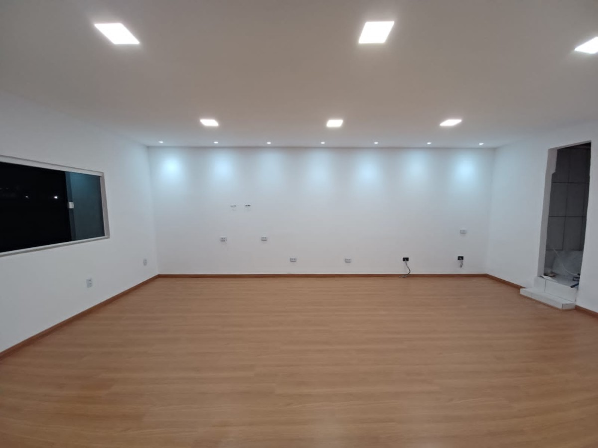 Instalação de Piso Laminado com Rodapé Branco RJ