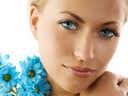 facial com flor azul