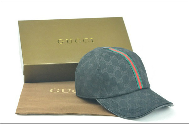 Boné Gucci Cores