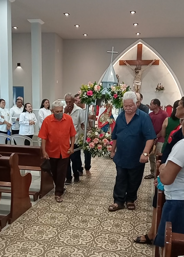 Grande prociss&atilde;o de Nossa Senhora dos Humildes &eacute; realizada em Alto Long&aacute;