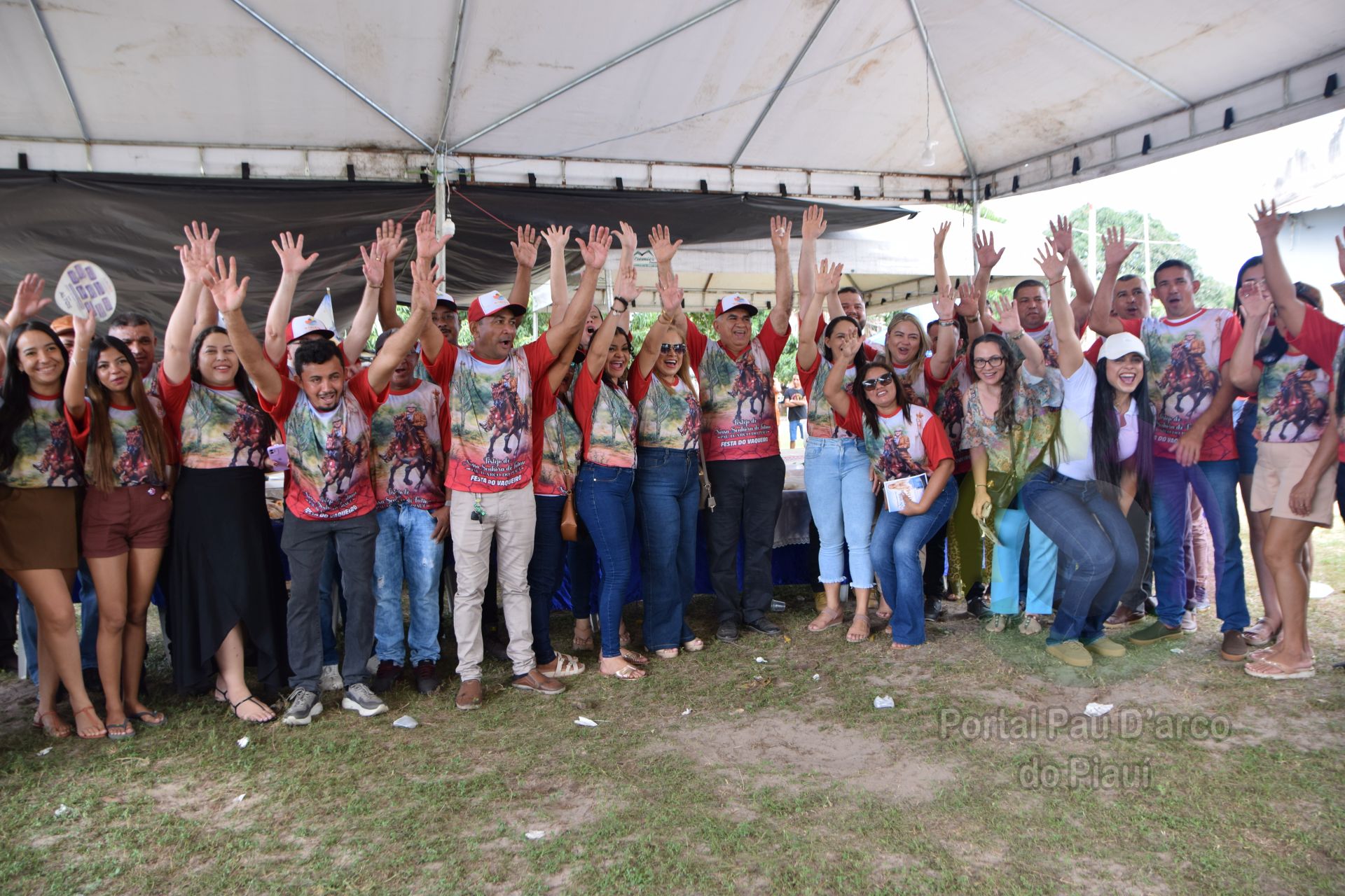 PAU D&rsquo;ARCO DO PIAU&Iacute; CELEBRA TRADI&Ccedil;&Atilde;O E F&Eacute; COM A GRANDE FESTA DO VAQUEIRO