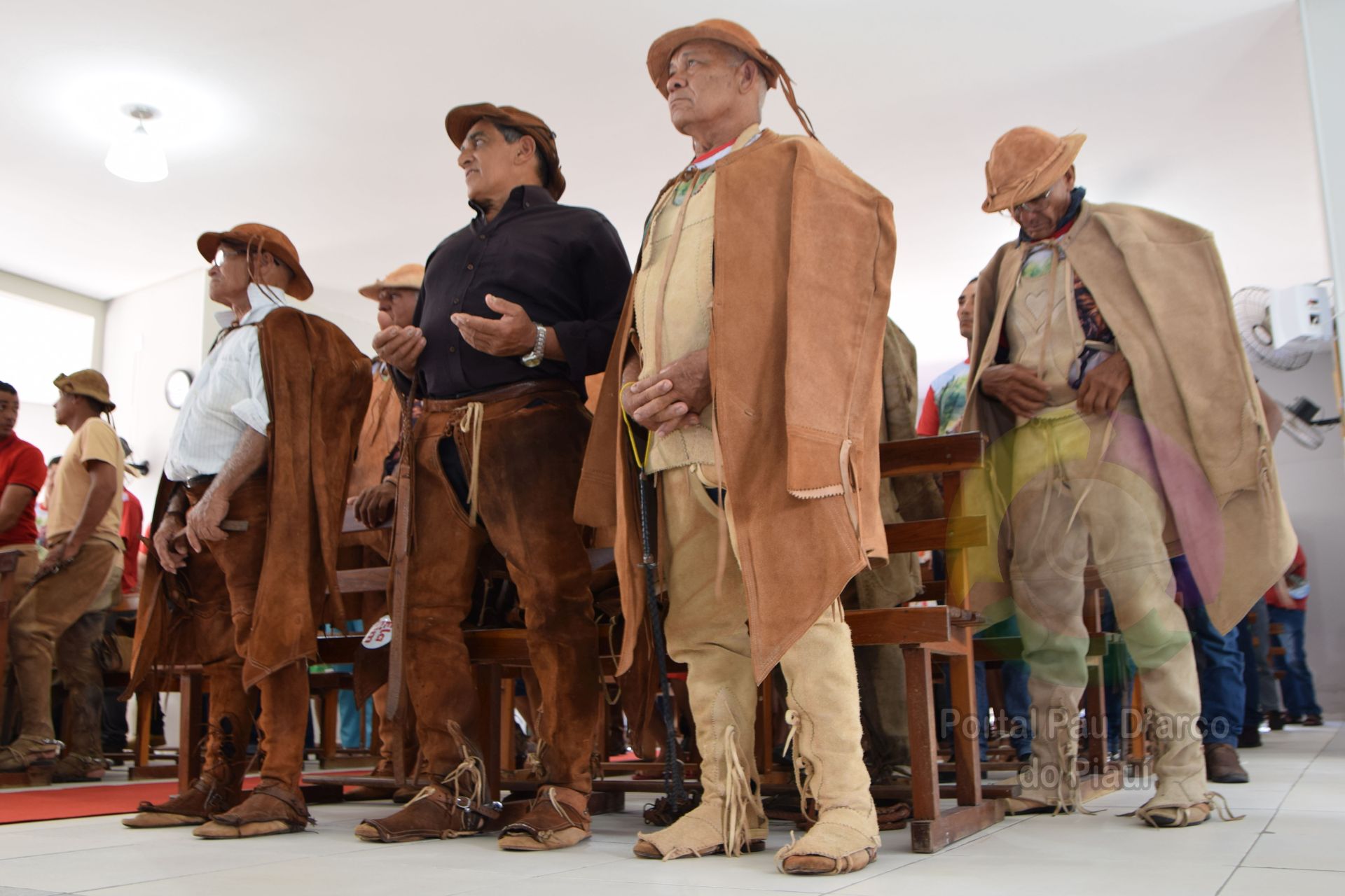PAU D&rsquo;ARCO DO PIAU&Iacute; CELEBRA TRADI&Ccedil;&Atilde;O E F&Eacute; COM A GRANDE FESTA DO VAQUEIRO
