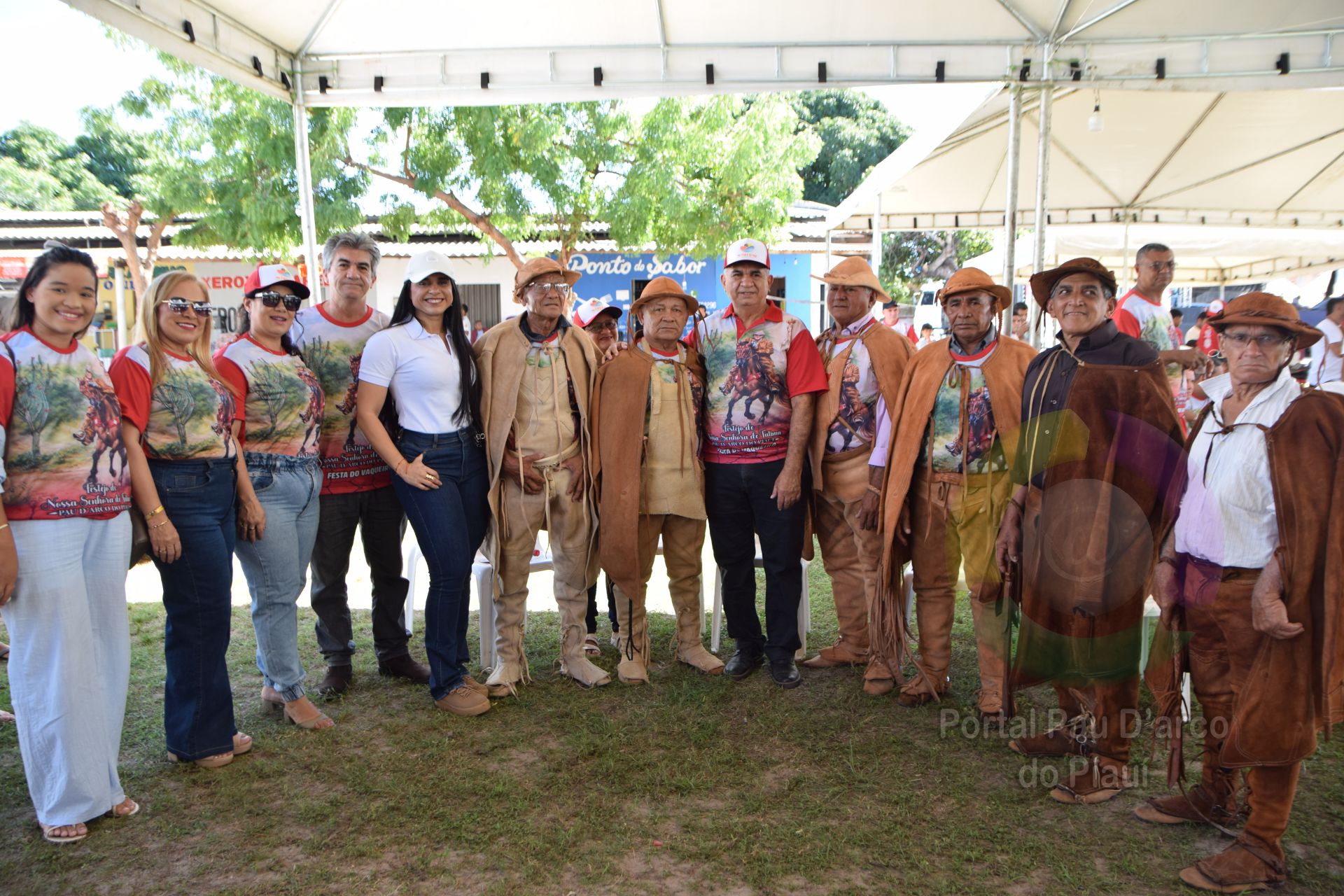 PAU D&rsquo;ARCO DO PIAU&Iacute; CELEBRA TRADI&Ccedil;&Atilde;O E F&Eacute; COM A GRANDE FESTA DO VAQUEIRO
