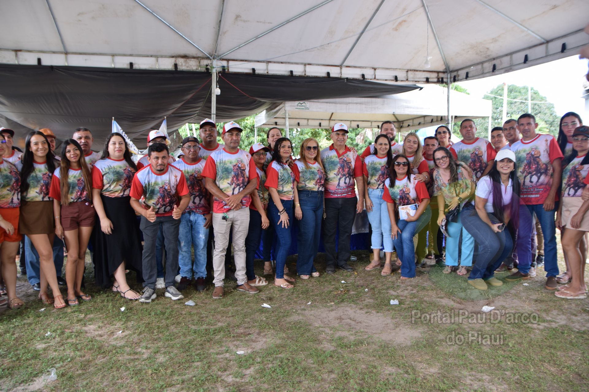 PAU D&rsquo;ARCO DO PIAU&Iacute; CELEBRA TRADI&Ccedil;&Atilde;O E F&Eacute; COM A GRANDE FESTA DO VAQUEIRO