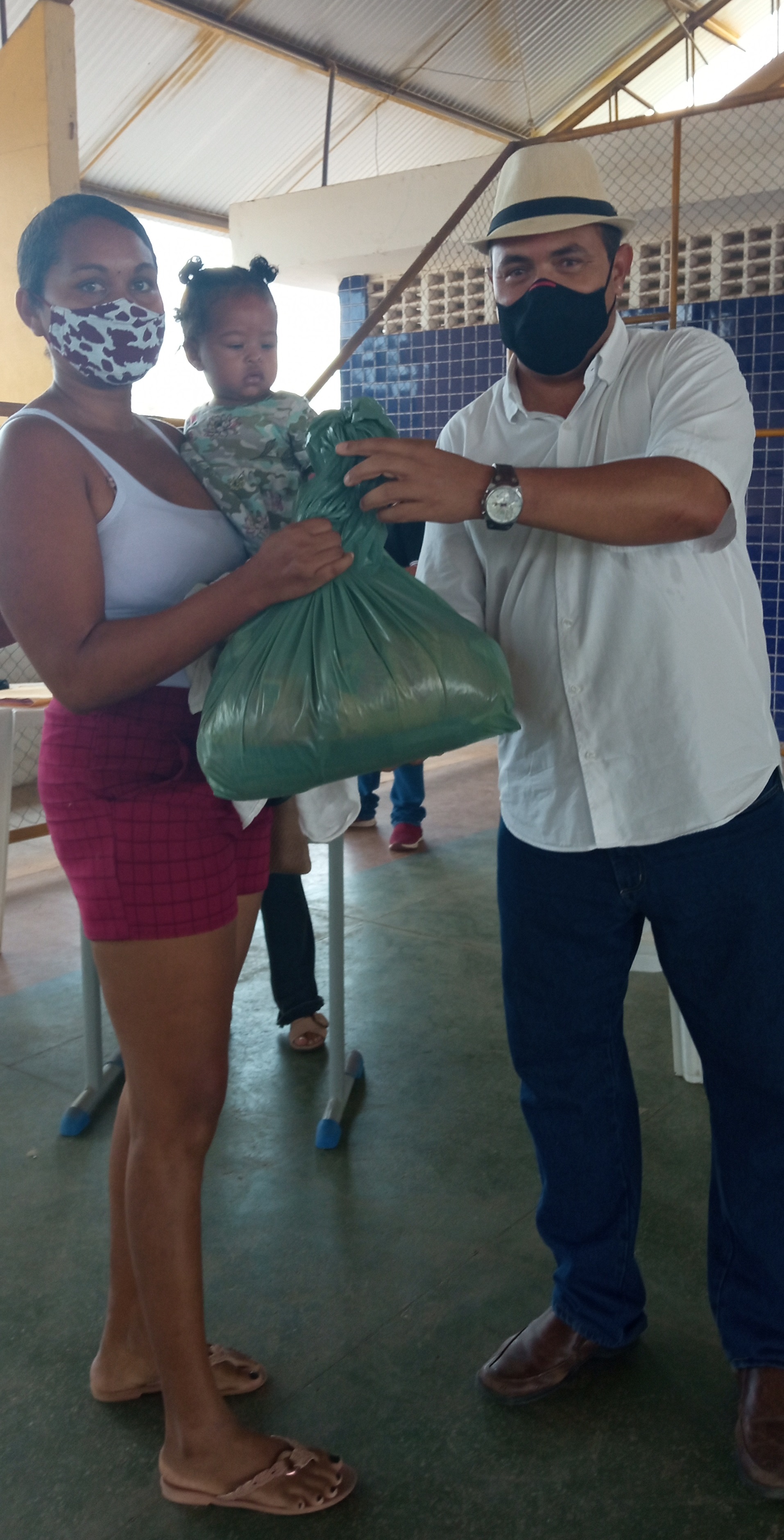 Assistência Social realiza entrega de cestas básicas