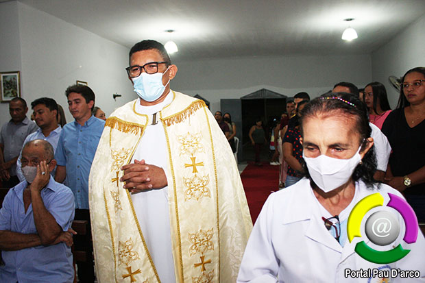 Deputada Iracema Portella participa dos festejos de Nossa Senhora de Fátima em Pau D’arco do Piauí
