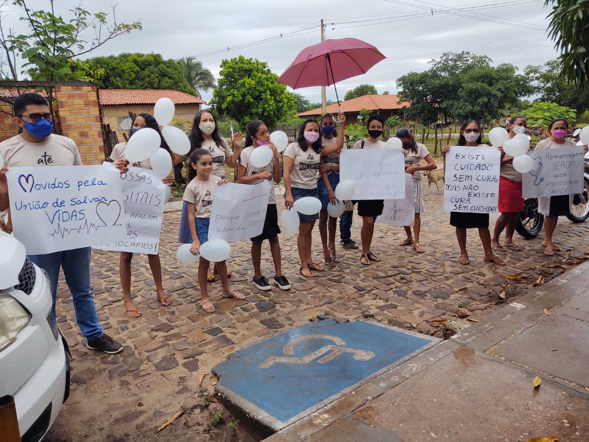 Igreja Assembleia de Deus homenageia profissionais da saúde de Pau D’arco do Piauí