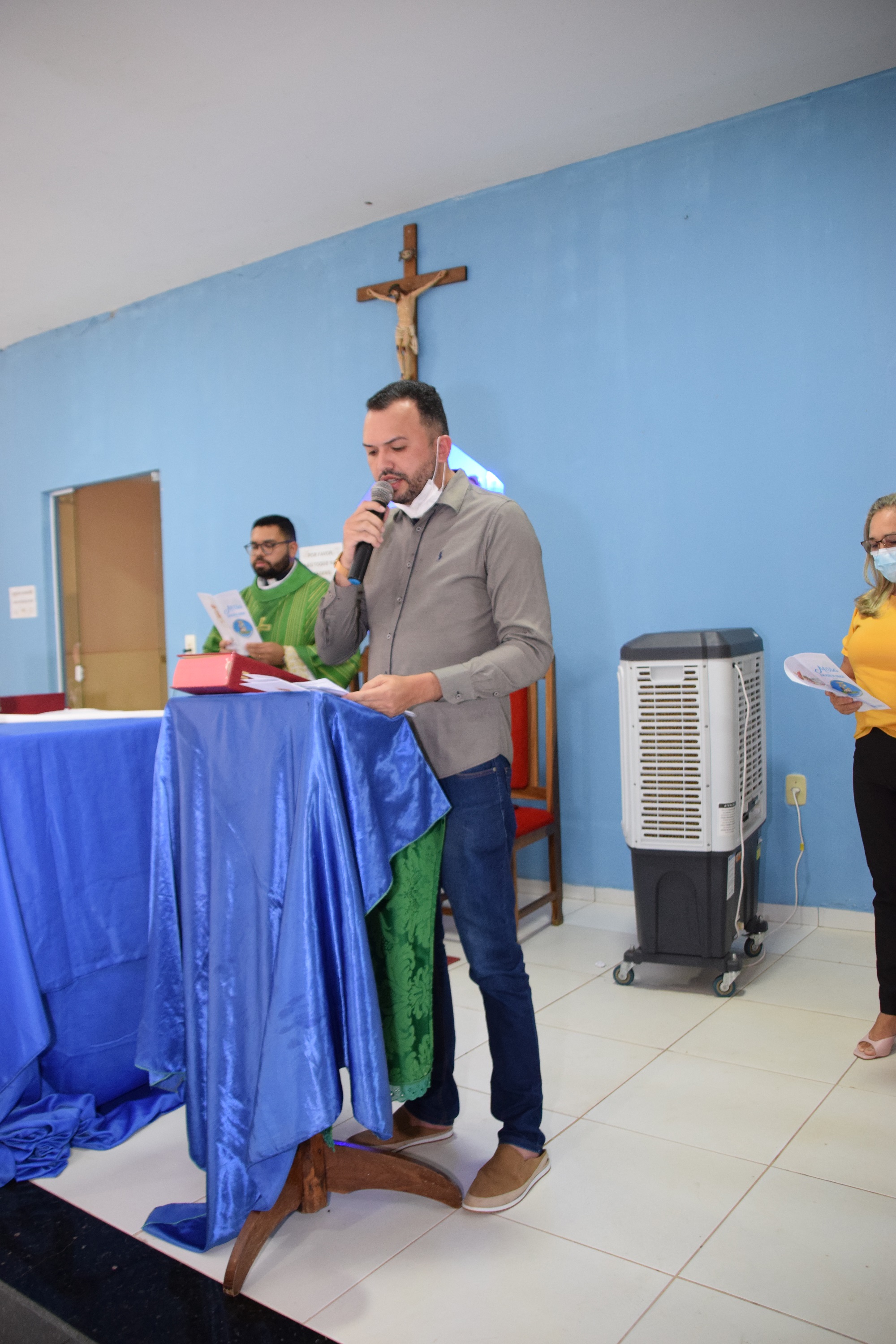 Prefeito Nilton Bacelar participa de missa em ação de graças que celebra os 25 anos de Pau D’arco do Piauí