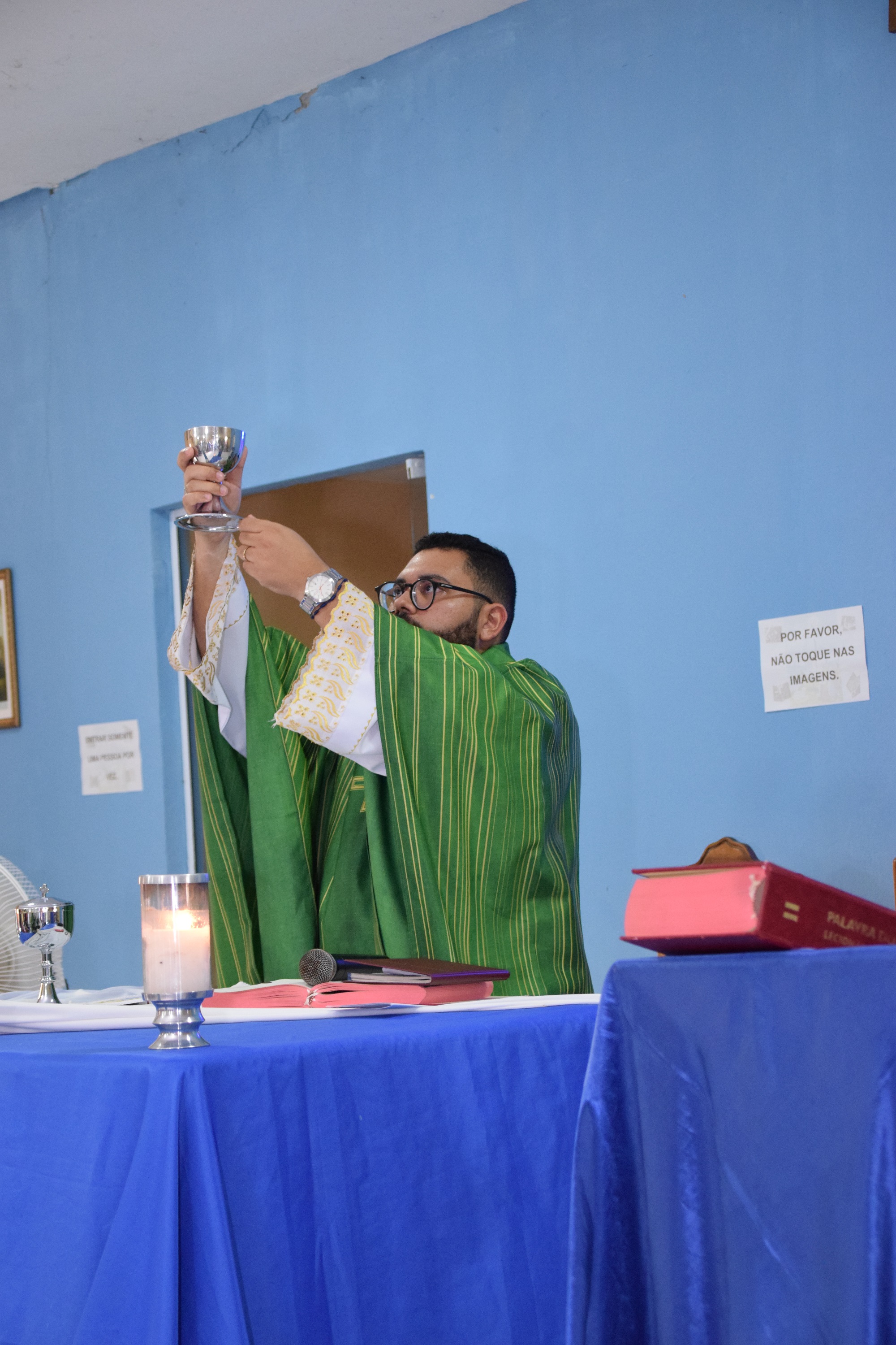 Prefeito Nilton Bacelar participa de missa em ação de graças que celebra os 25 anos de Pau D’arco do Piauí