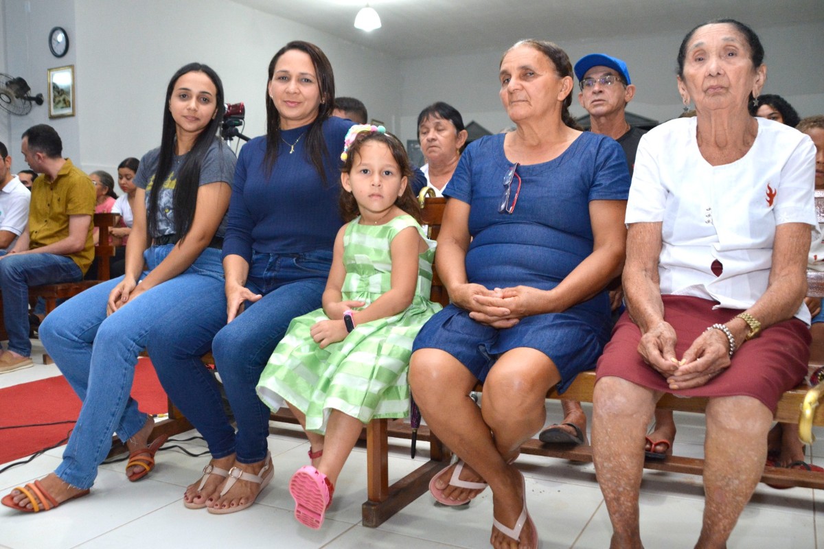 Prefeito de Pau D’arco do Piauí prestigia a abertura da festa da padroeira Nossa Senhora de Fátima