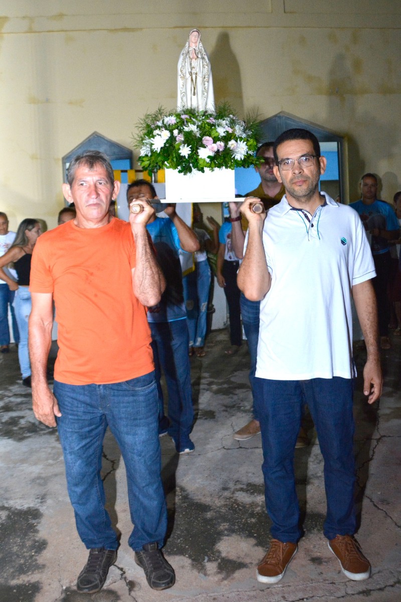 Prefeito de Pau D’arco do Piauí prestigia a abertura da festa da padroeira Nossa Senhora de Fátima