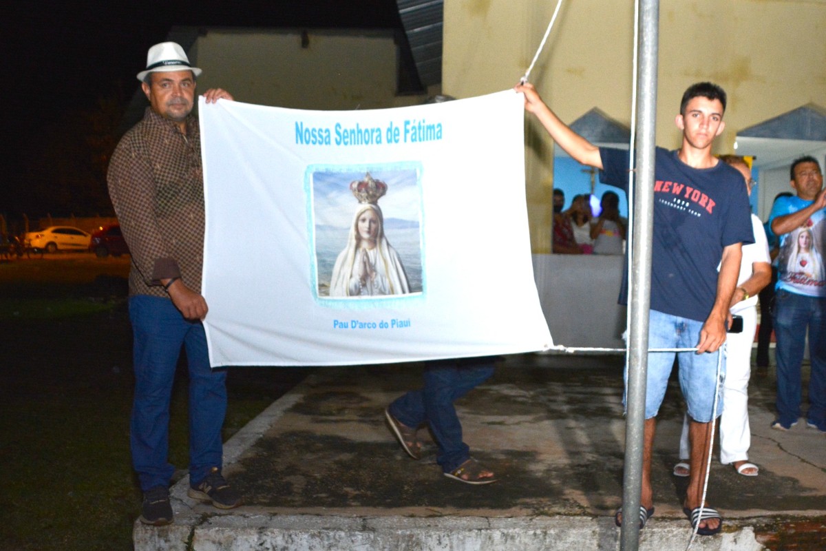 Prefeito de Pau D’arco do Piauí prestigia a abertura da festa da padroeira Nossa Senhora de Fátima