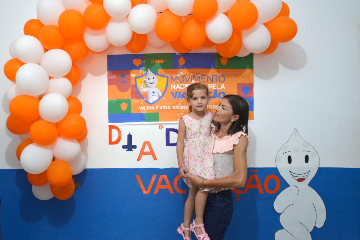 SMS de Pau D’arco do Piauí realiza Dia “D” de vacinação contra influenza, covid-19 e todo calendário de rotinas