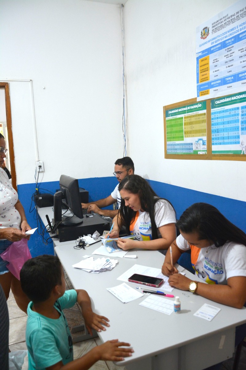 SMS de Pau D’arco do Piauí realiza Dia “D” de vacinação contra influenza, covid-19 e todo calendário de rotinas
