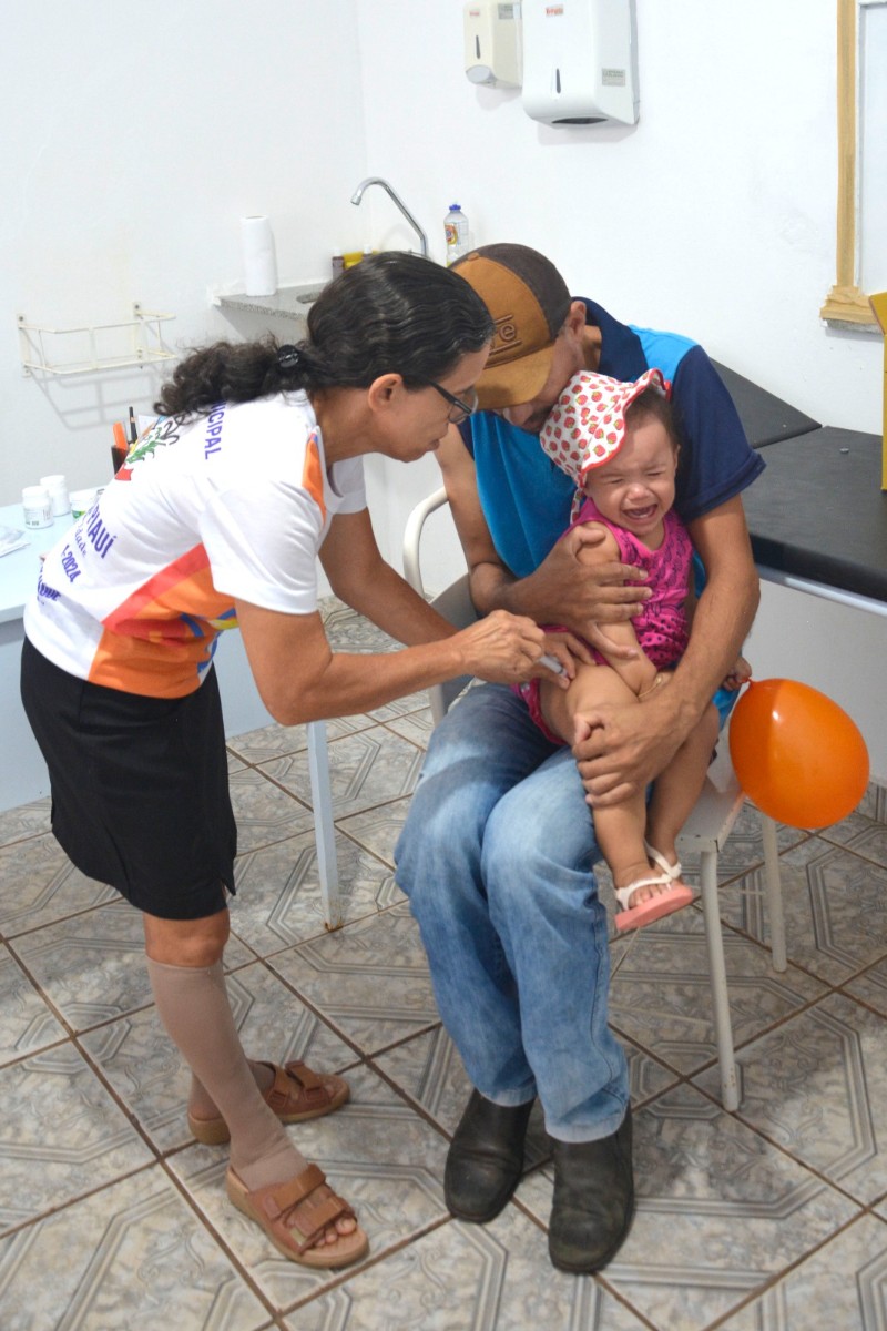 SMS de Pau D’arco do Piauí realiza Dia “D” de vacinação contra influenza, covid-19 e todo calendário de rotinas
