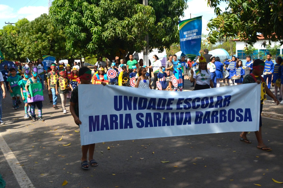 Prefeitura de Pau D’arco do Piauí realiza desfile cívico de 7 de Setembro: Meio Ambiente foi o tema do desfile