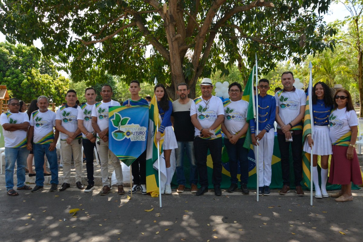 Prefeitura de Pau D’arco do Piauí realiza desfile cívico de 7 de Setembro: Meio Ambiente foi o tema do desfile