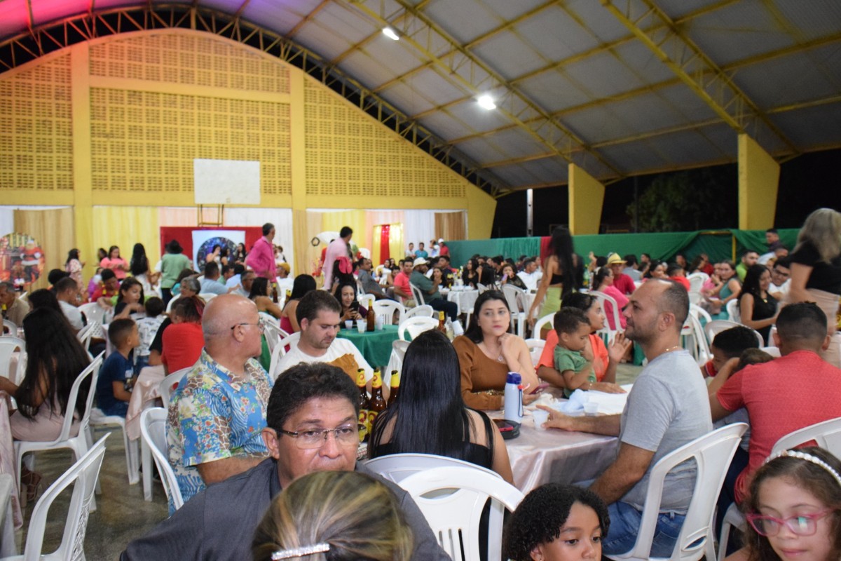 Prefeitura de Pau D’arco do Piauí realiza festa de confraternização para os servidores públicos do município