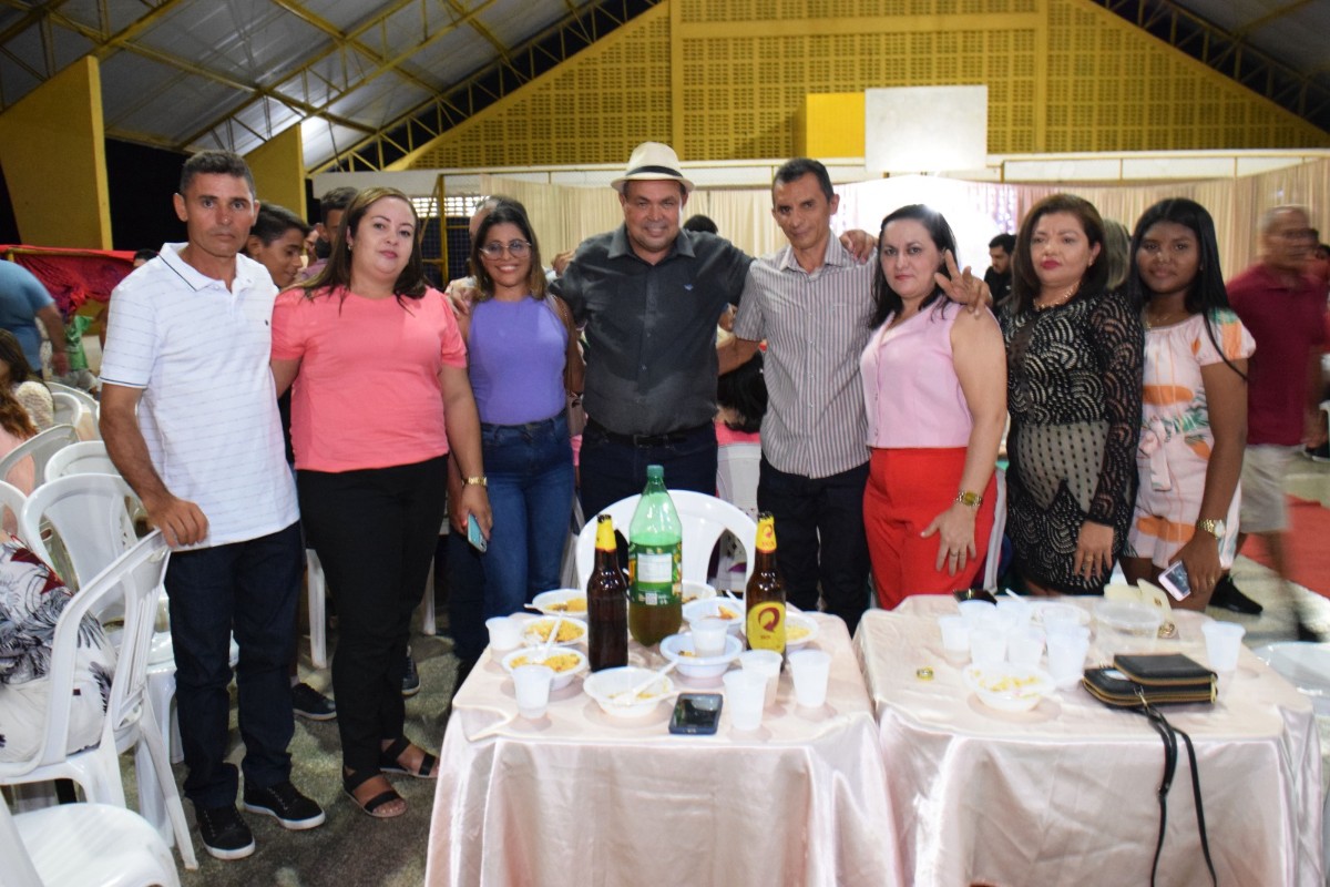 Prefeitura de Pau D’arco do Piauí realiza festa de confraternização para os servidores públicos do município