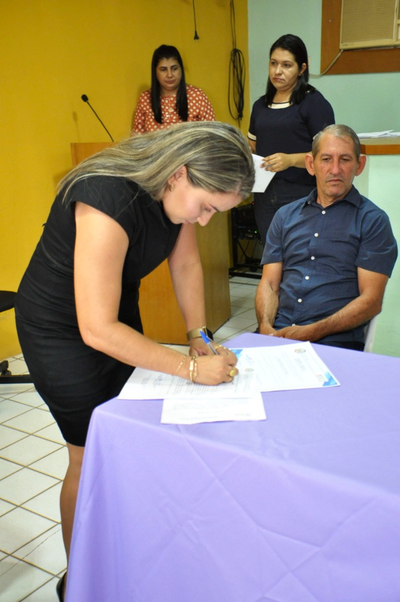 Prefeito Nilton Bacelar participa de solenidade de posse do Conselho Tutelar em Pau D’arco do Piauí