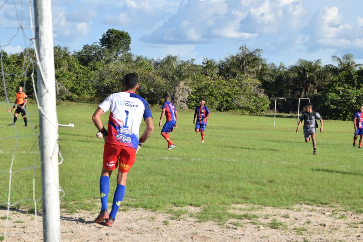 Fonte Nova vence de goleada e conquista o título da Taça Zezé Bacelar em Pau D’arco do Piauí