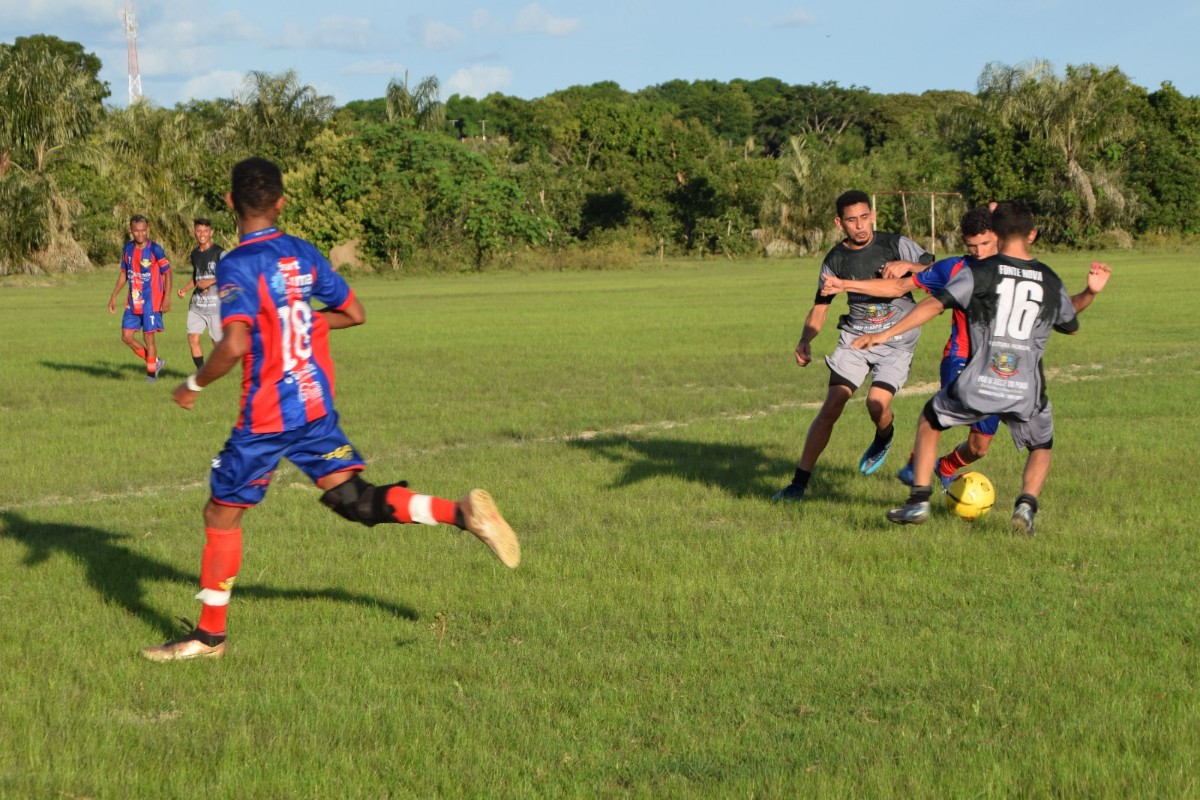 Fonte Nova vence de goleada e conquista o título da Taça Zezé Bacelar em Pau D’arco do Piauí